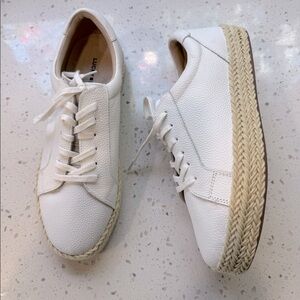 Brand new Lucky brand  women shoes 7.5, white leather! Casual and comfortable